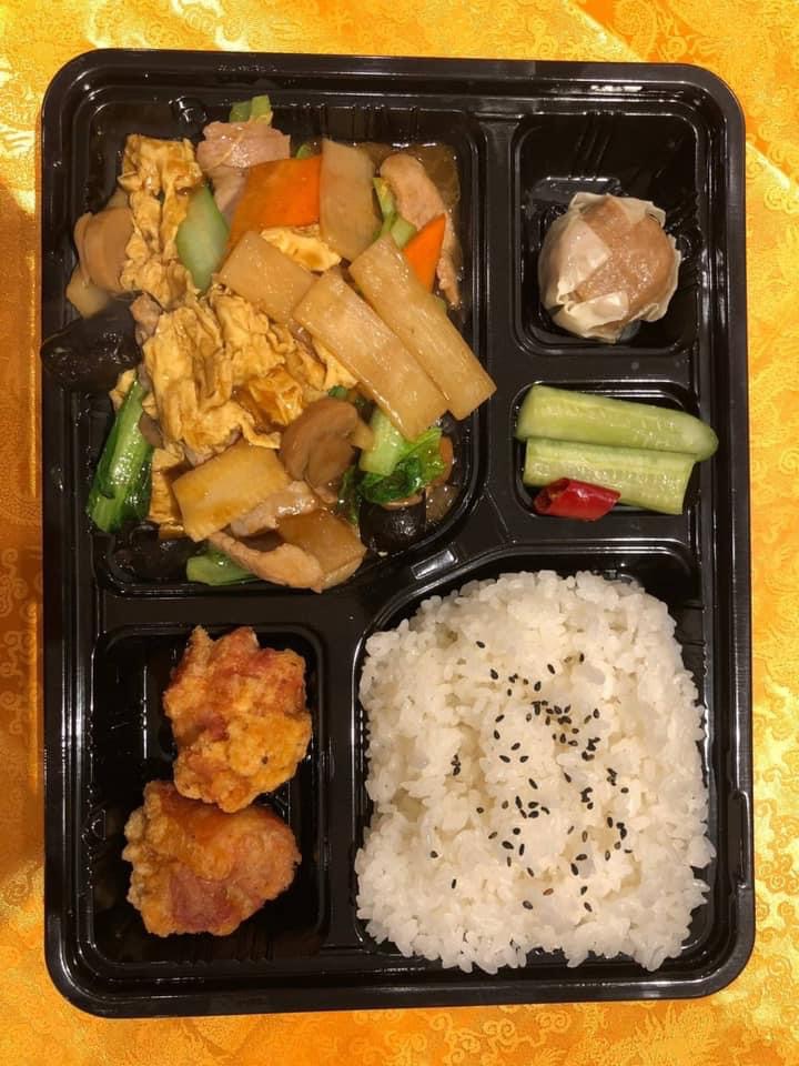 豚肉木耳玉子炒め弁当